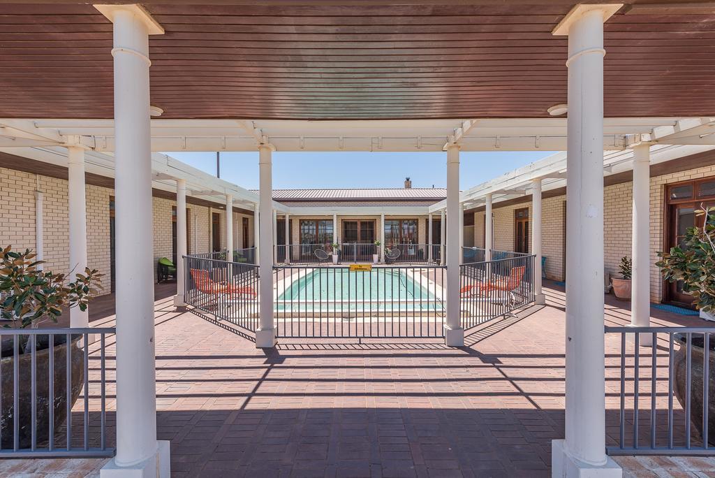 Fairway Manor Accommodation Northam Rum bild